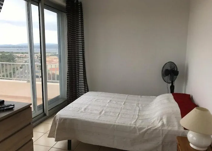 Studio lumineux 4 personnes avec vue mer, parking privé - FR-1-81-485 *