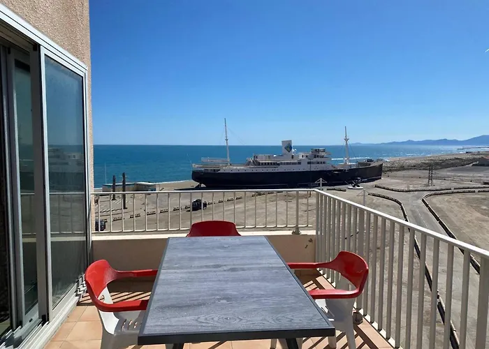 Studio lumineux 4 personnes avec vue mer, parking privé - FR-1-81-485 Appartement Le Barcarès
