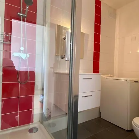 Grand 4 Pers Avec Terrasse Et Parking Prive Au Barcares - Fr-1-81-485